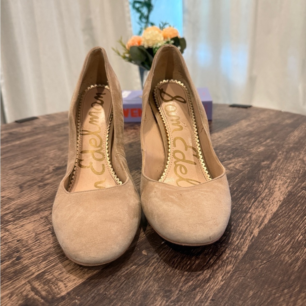 Sam Edelman Tan Heels Elegant Suede Design - Picture 2 of 8